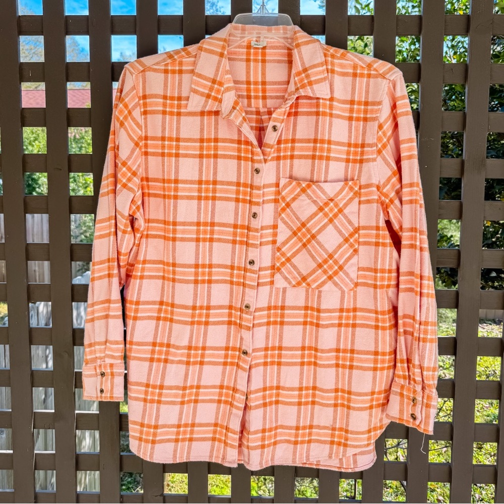 Women’s Aerie Pink and Orange Plaid Flannel Button Up Top Fall Autumn Seasonal